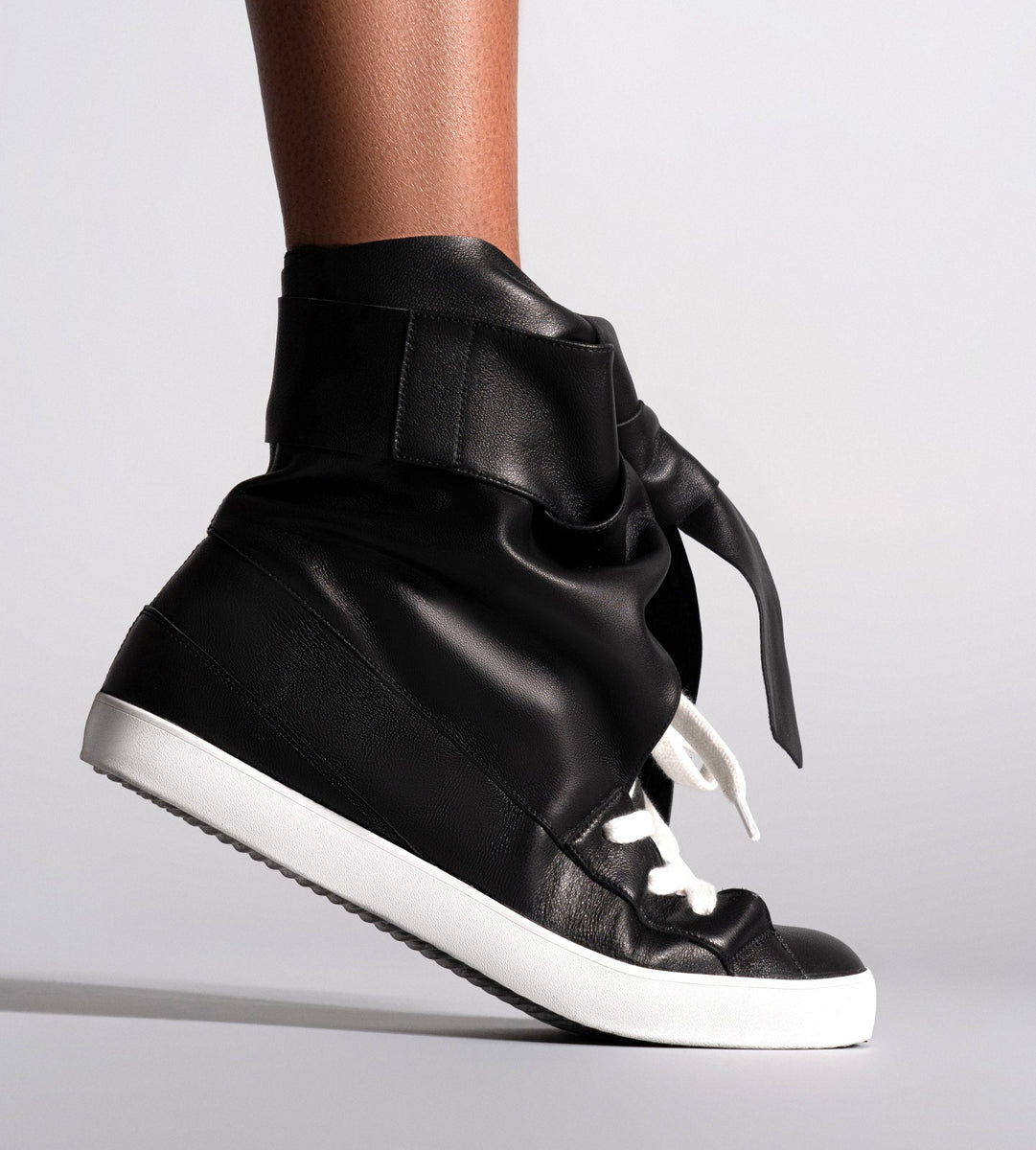 AMIRA SNEAKER – AMINAH ABDUL JILLIL