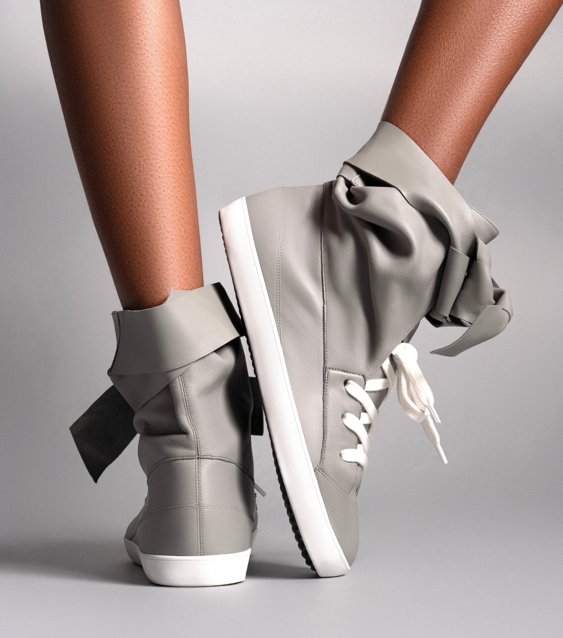 AMIRA SNEAKER