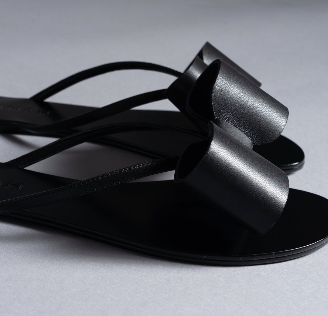 FLIP FLOP