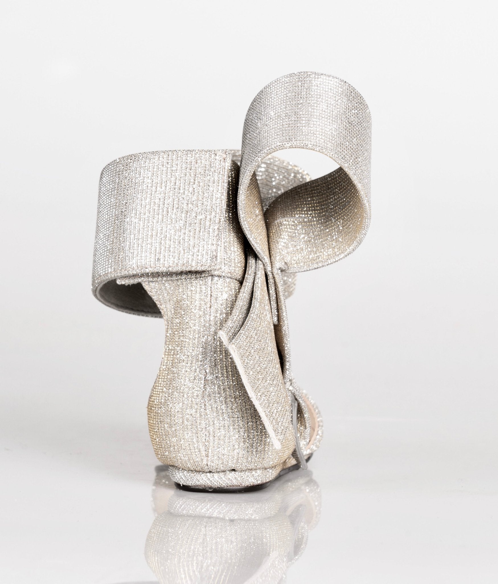 KIDS BOW FLAT GLITTER SILVER