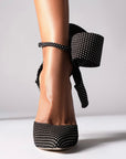BOW PUMP