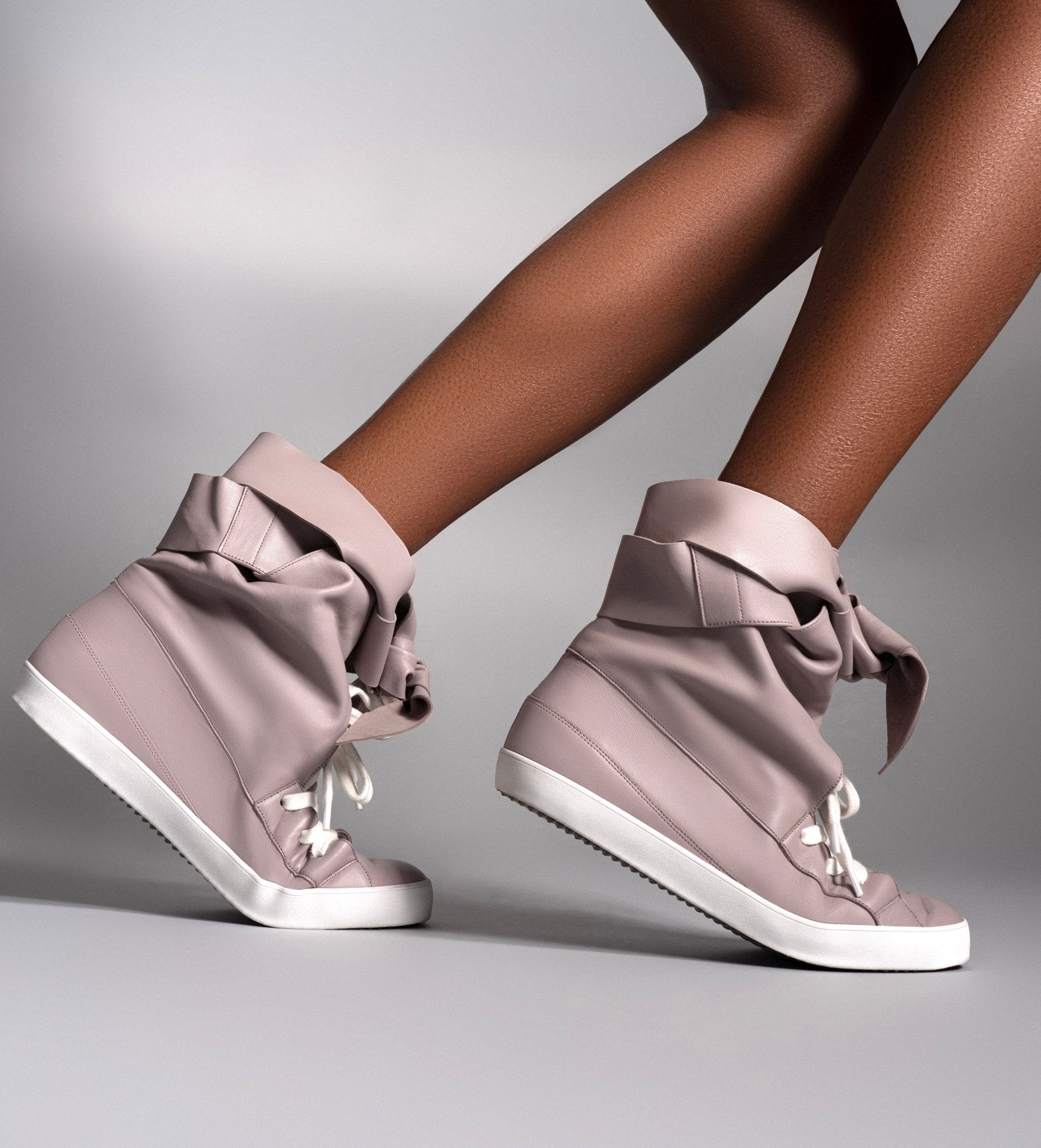 AMIRA SNEAKER