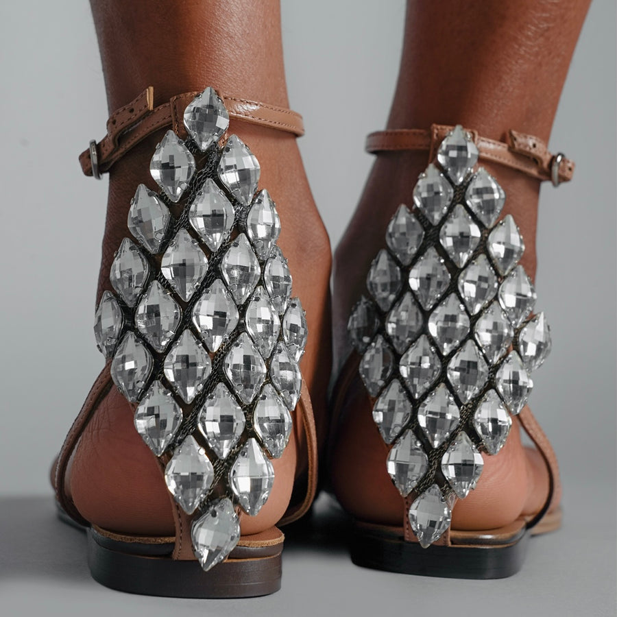 DIAMOND BACK FLAT SANDAL
