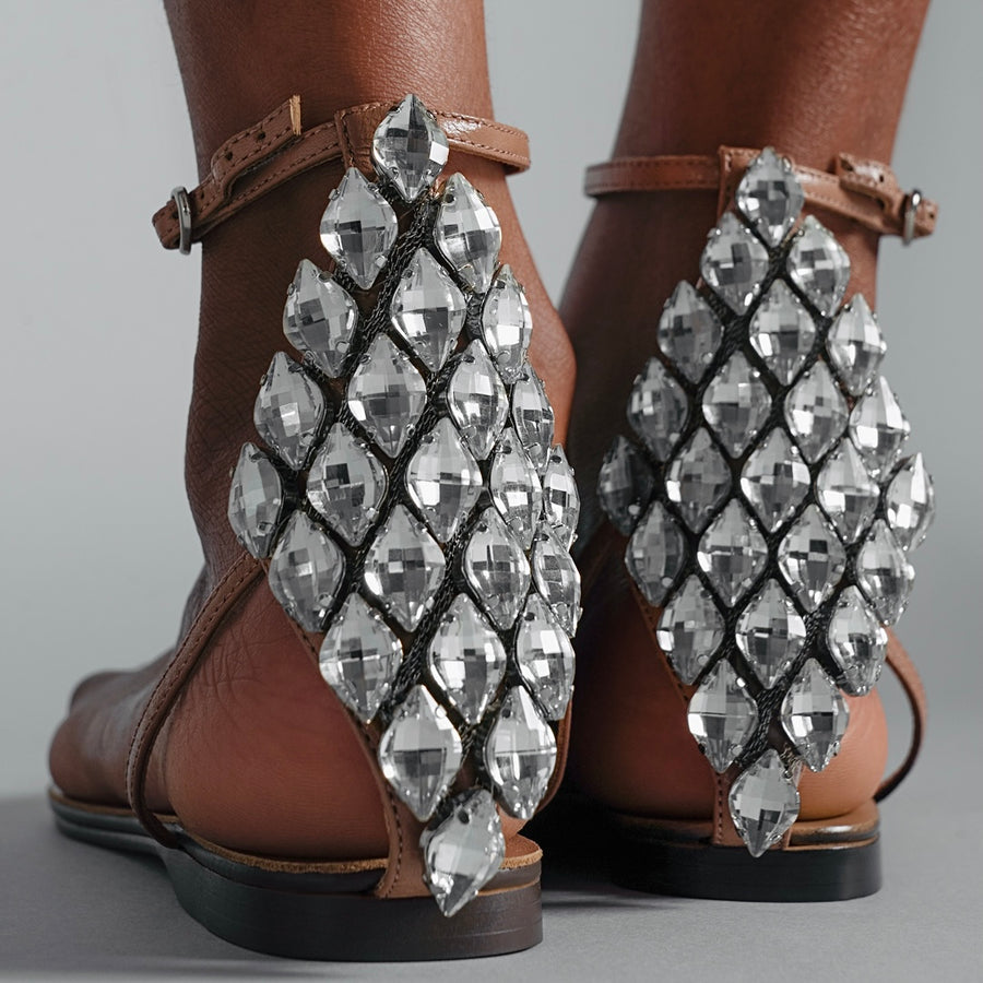 DIAMOND BACK FLAT SANDAL