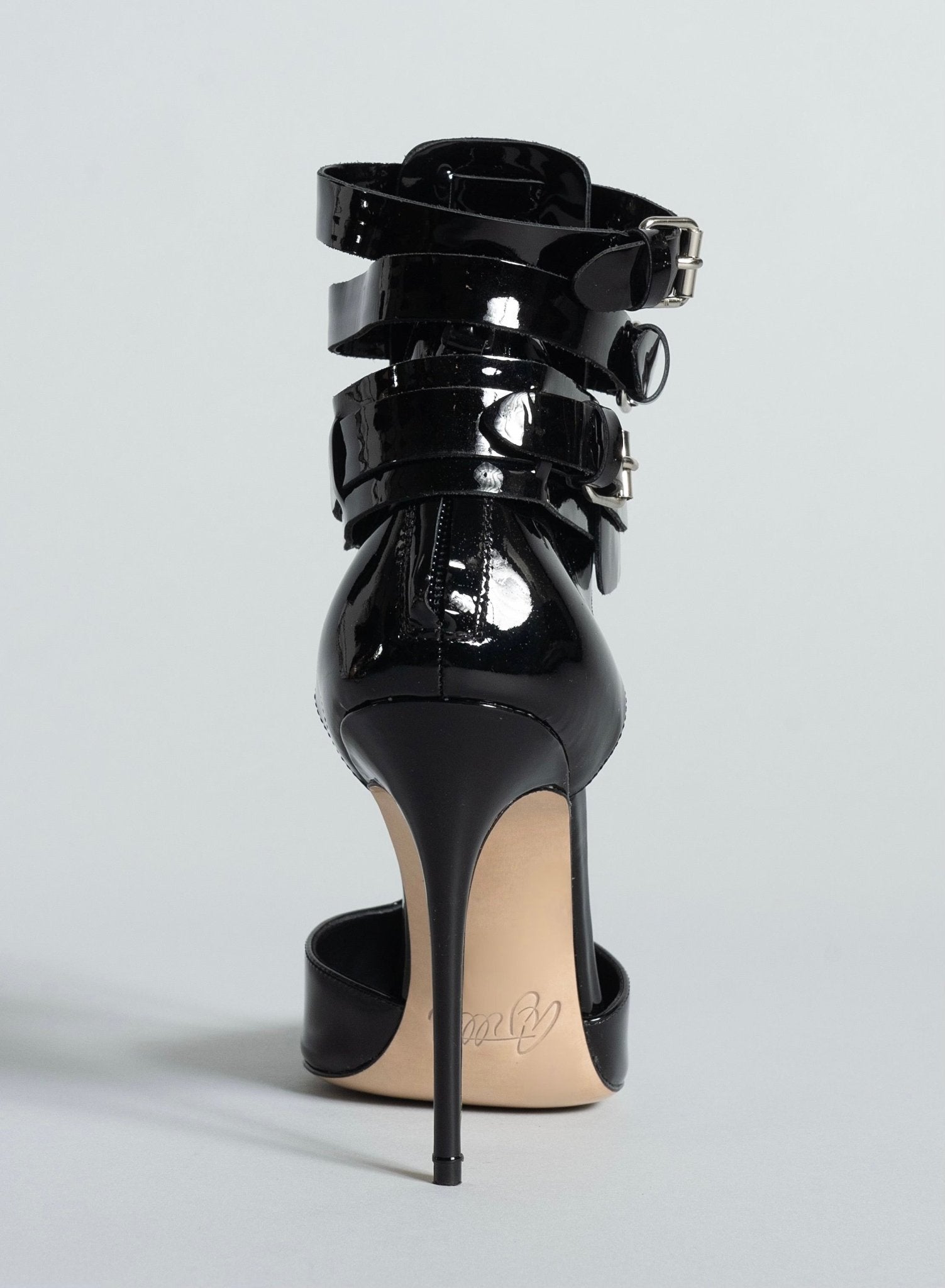T-STRAP PUMP BLACK