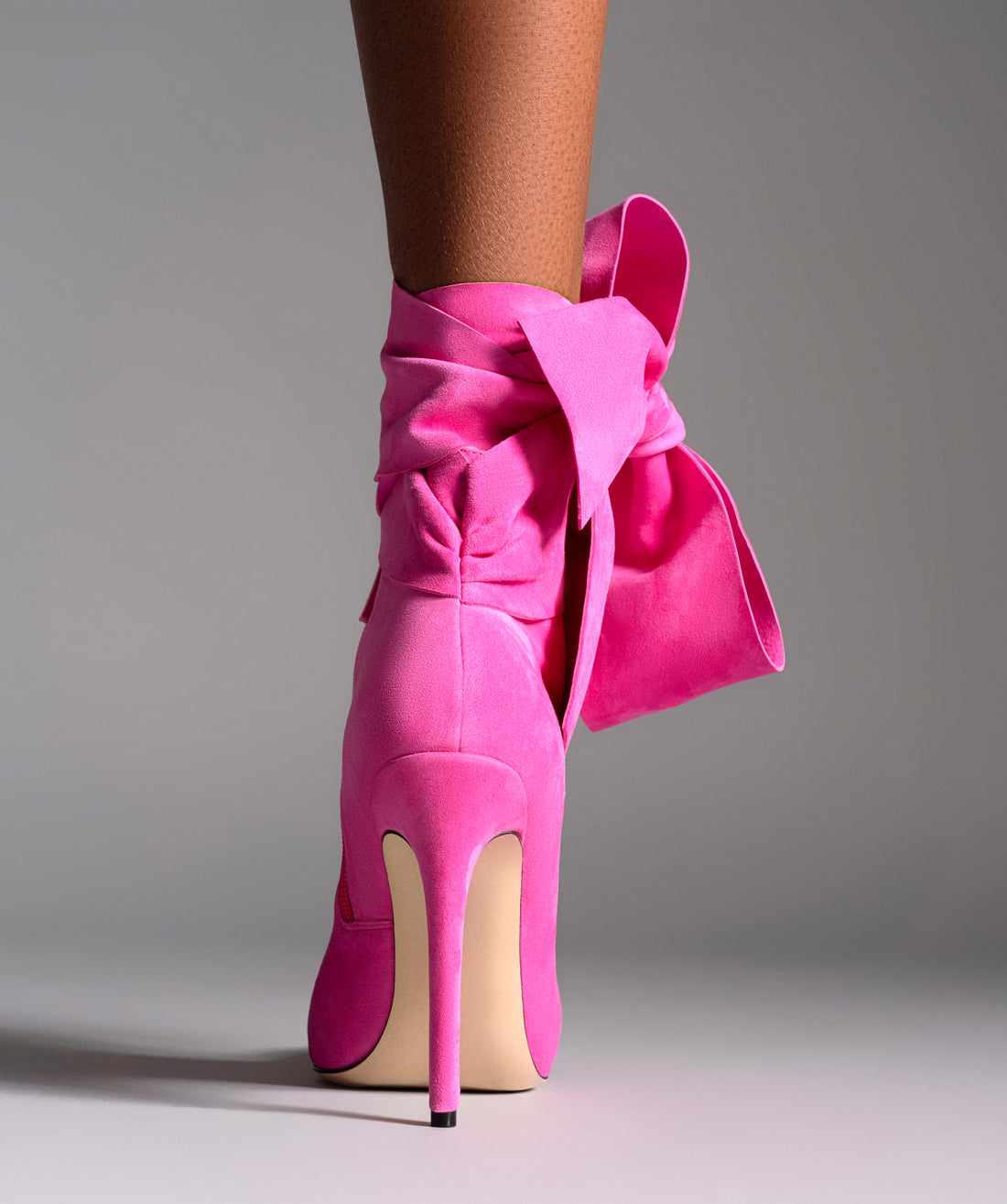 AMIRA PINK